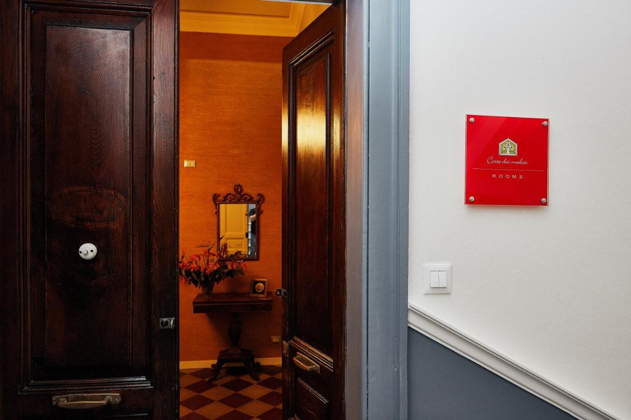 Corte Dei Medici - Palace カターニア エクステリア 写真